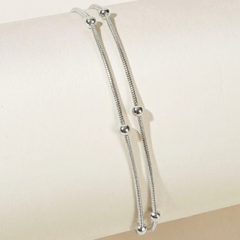 3/$30 🤍 Beaded Layered Anklet - Picture 3 of 4